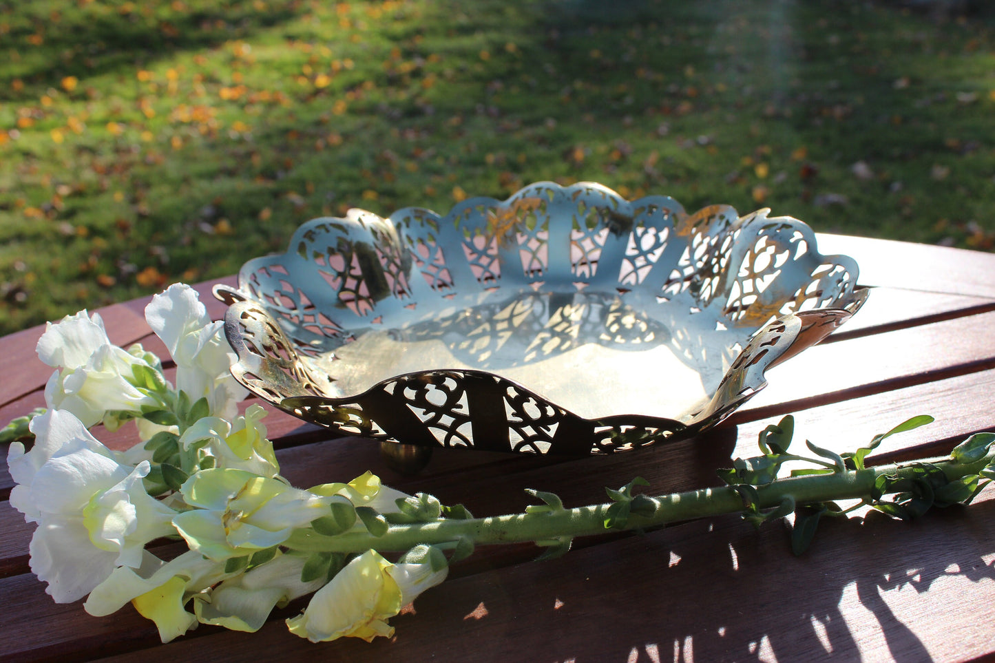 Filigree Footed Brass Bowl, Scalloped Edge, Dessau Brass Footed Dish, West Germany Trinket Bowl, Change Dish, Gold Incense Dish Sage Stick